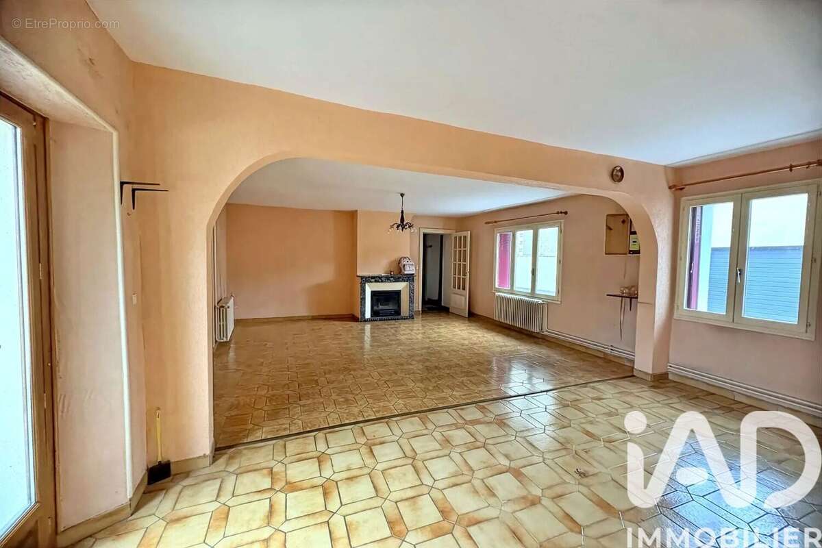 Photo 2 - Maison à SENS