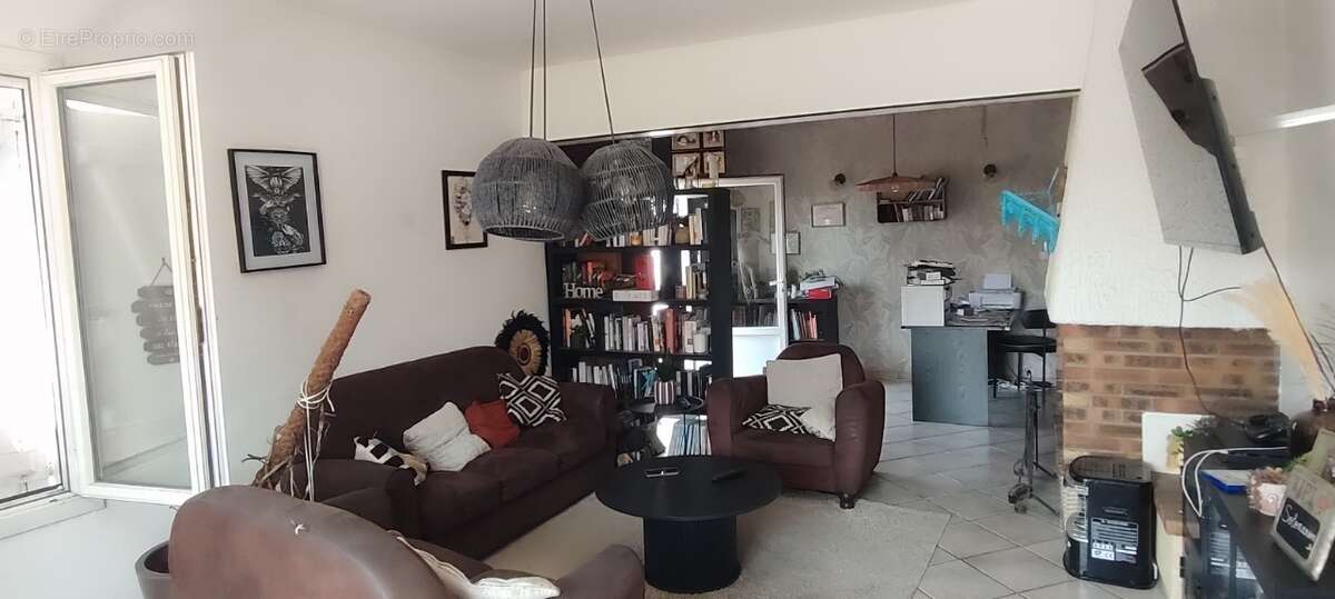 Maison 160 m² à Lalinde  - photo 3
