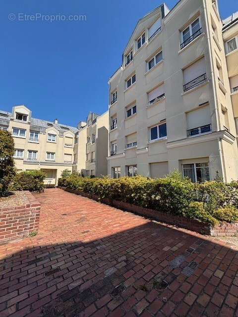 Appartement à RUEIL-MALMAISON