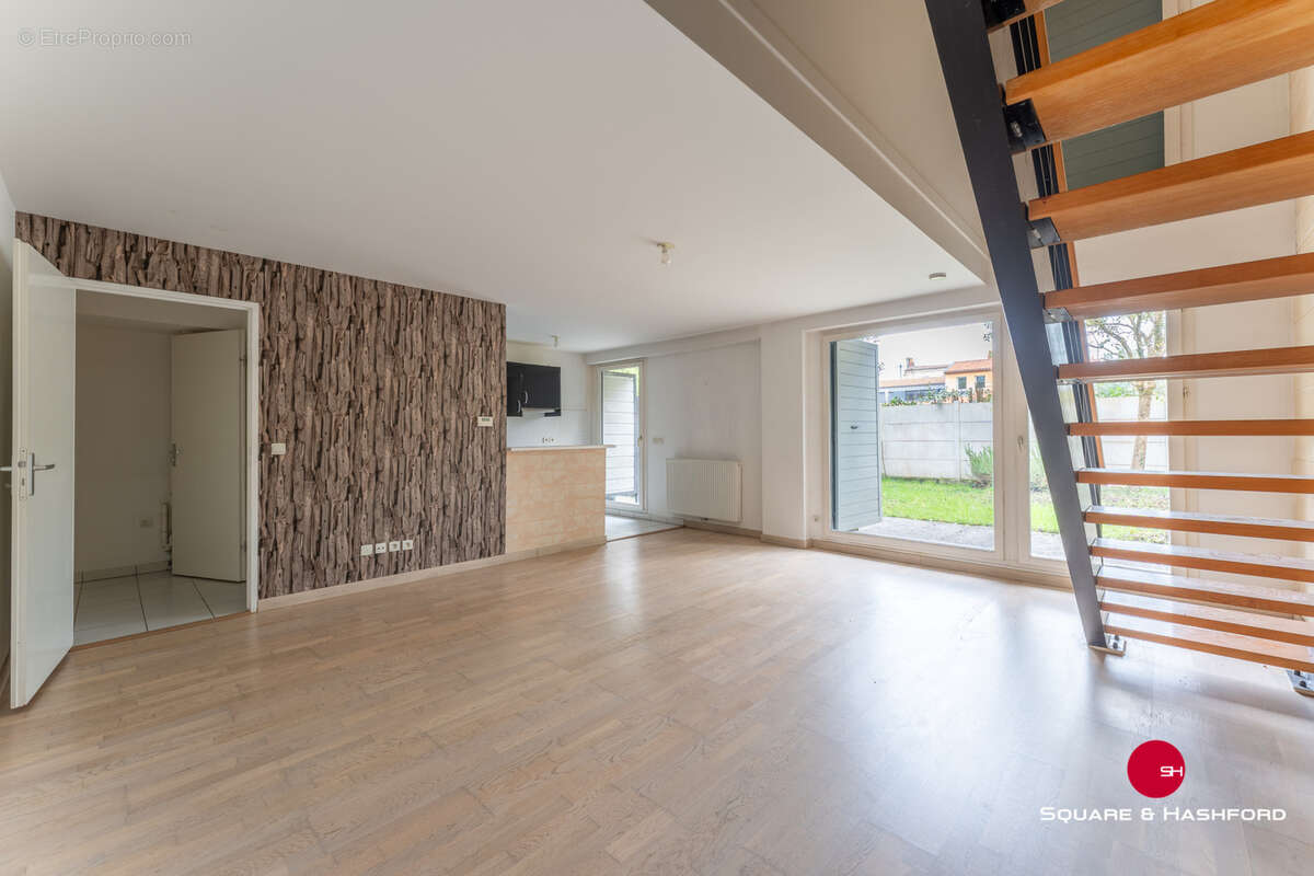 Appartement à BORDEAUX