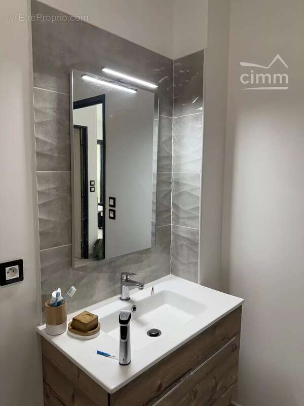 Appartement à SAINT-DENIS