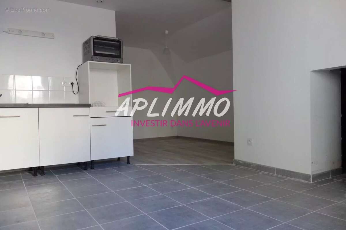 Appartement à LE TEIL