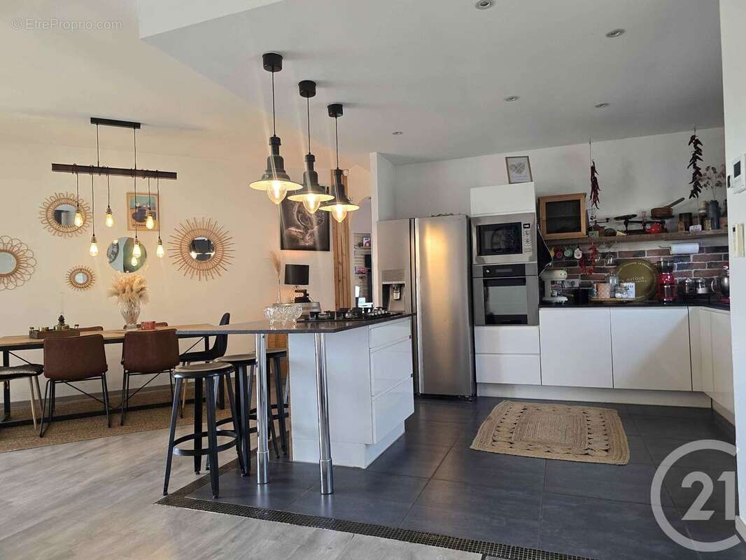 Maison à MARIGNAC-LASCLARES