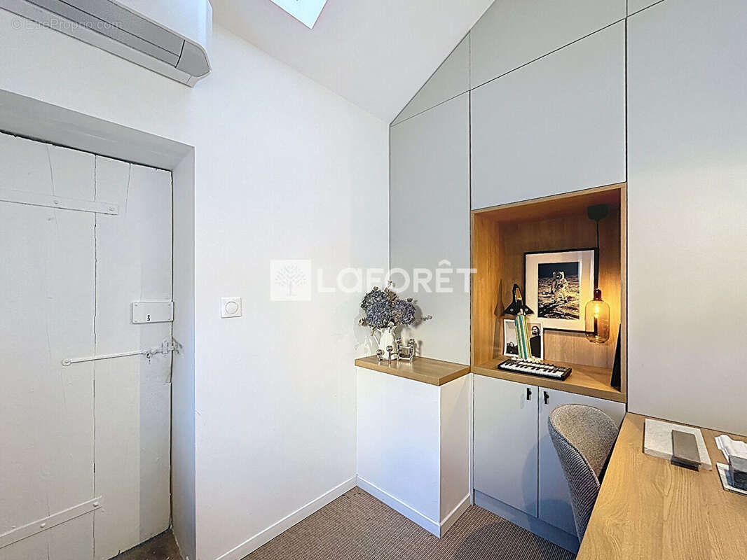 Maison à NEUVILLE-SUR-SAONE