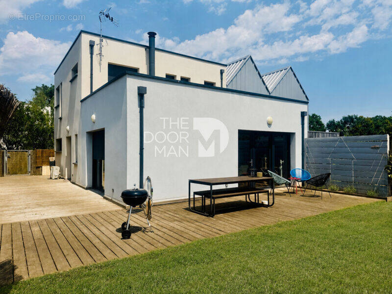 Maison à LAVAL