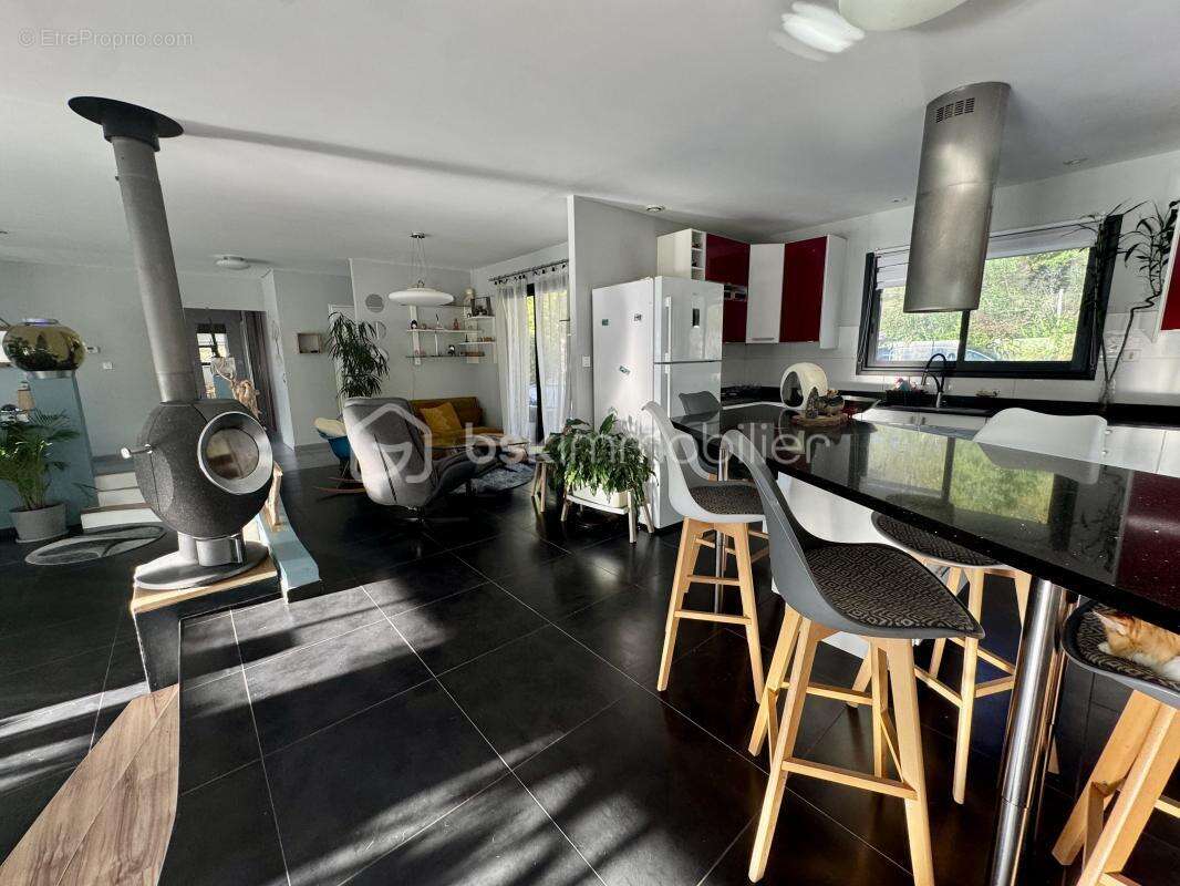 Maison à BELLESERRE