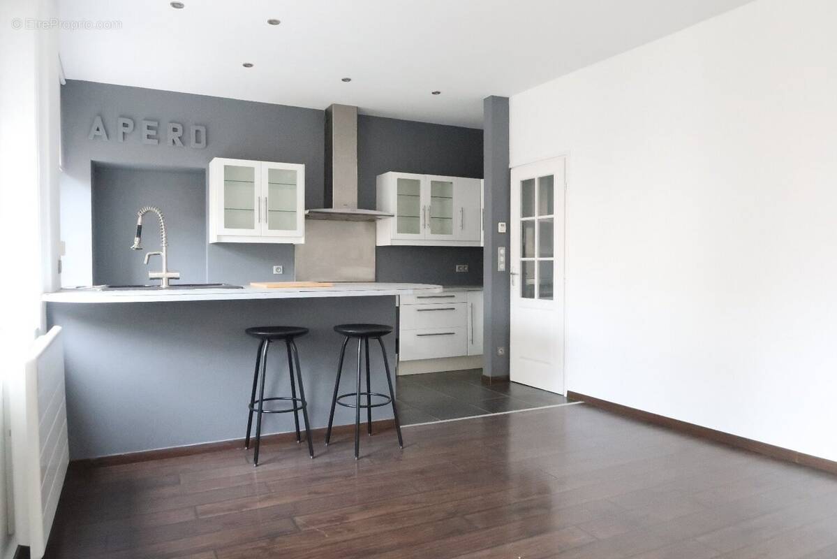 Appartement à SAINT-ETIENNE