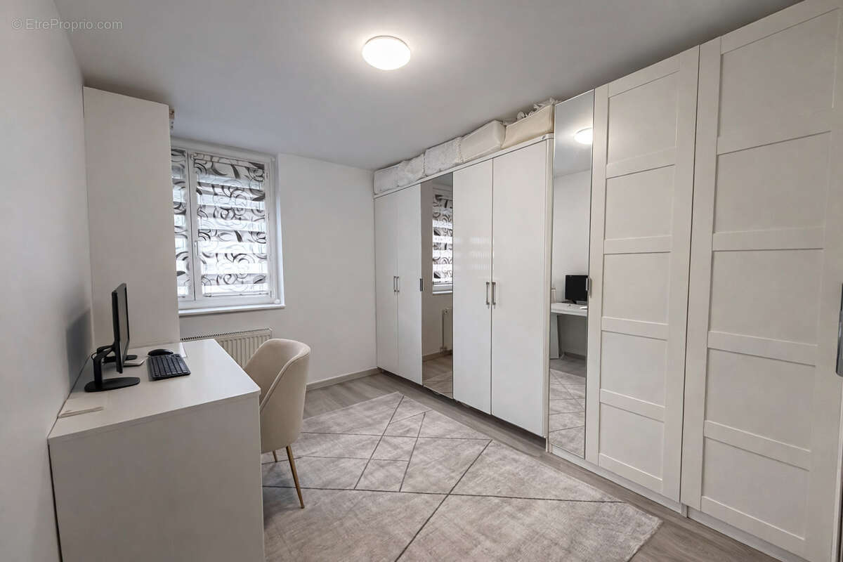 Appartement à SCY-CHAZELLES