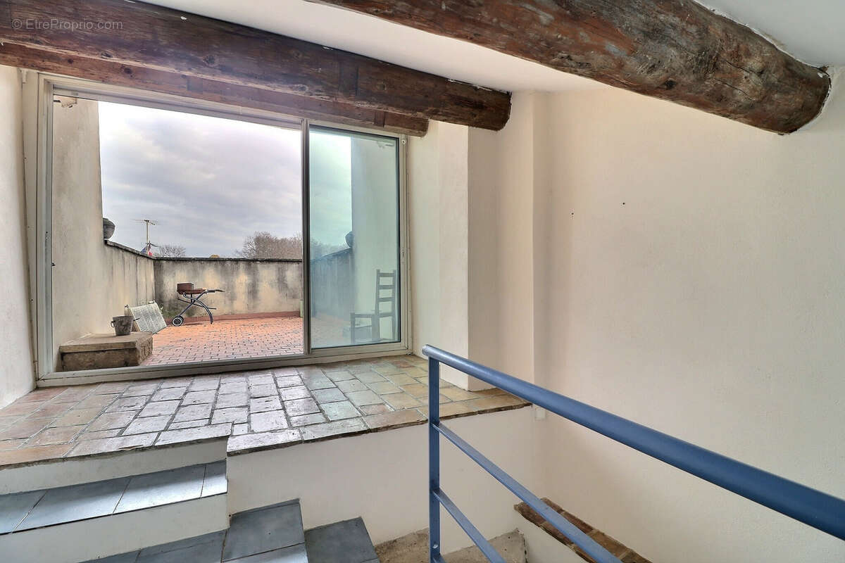 Maison à SAINT-BRES