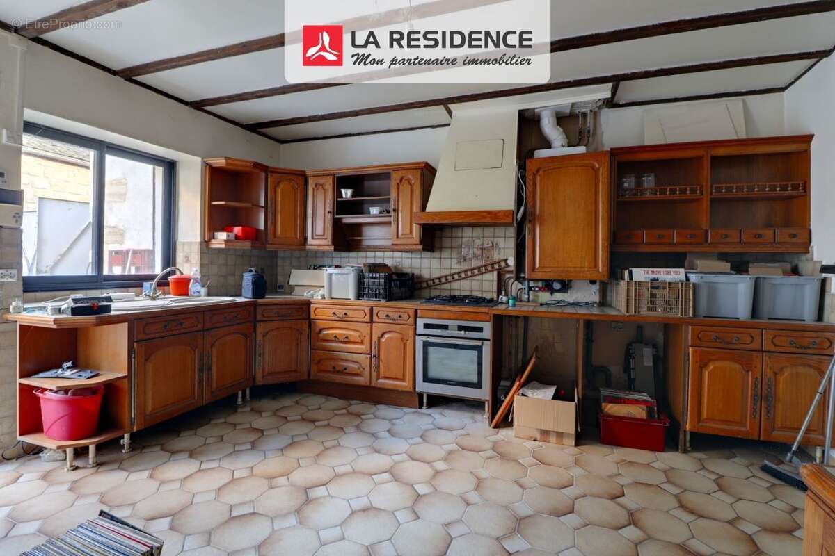 Maison à NEUVILLE-SUR-OISE