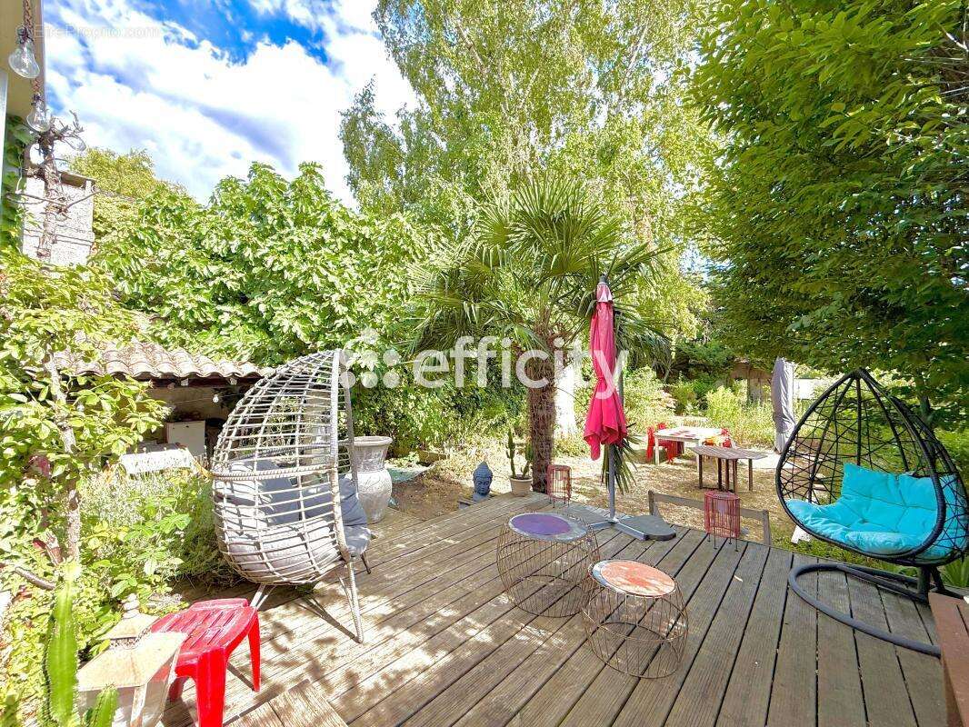 Maison 225 m² à Soissons  - photo 2