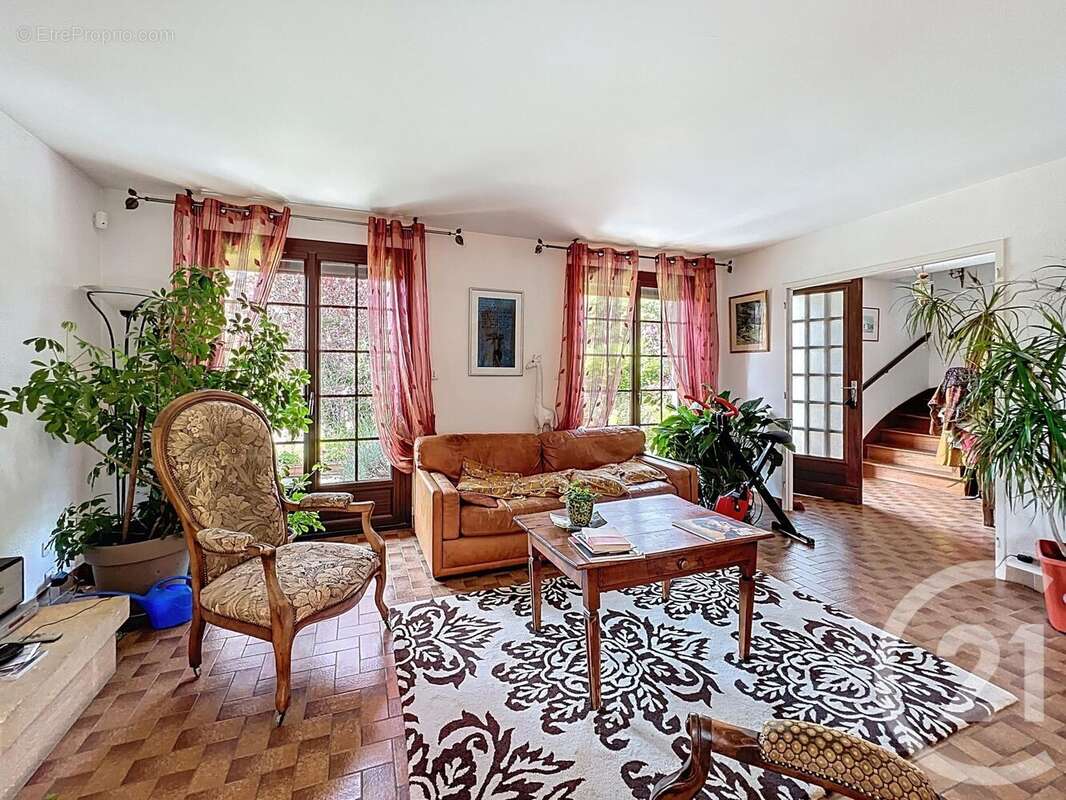 Maison à HAUTEVILLE-LES-DIJON