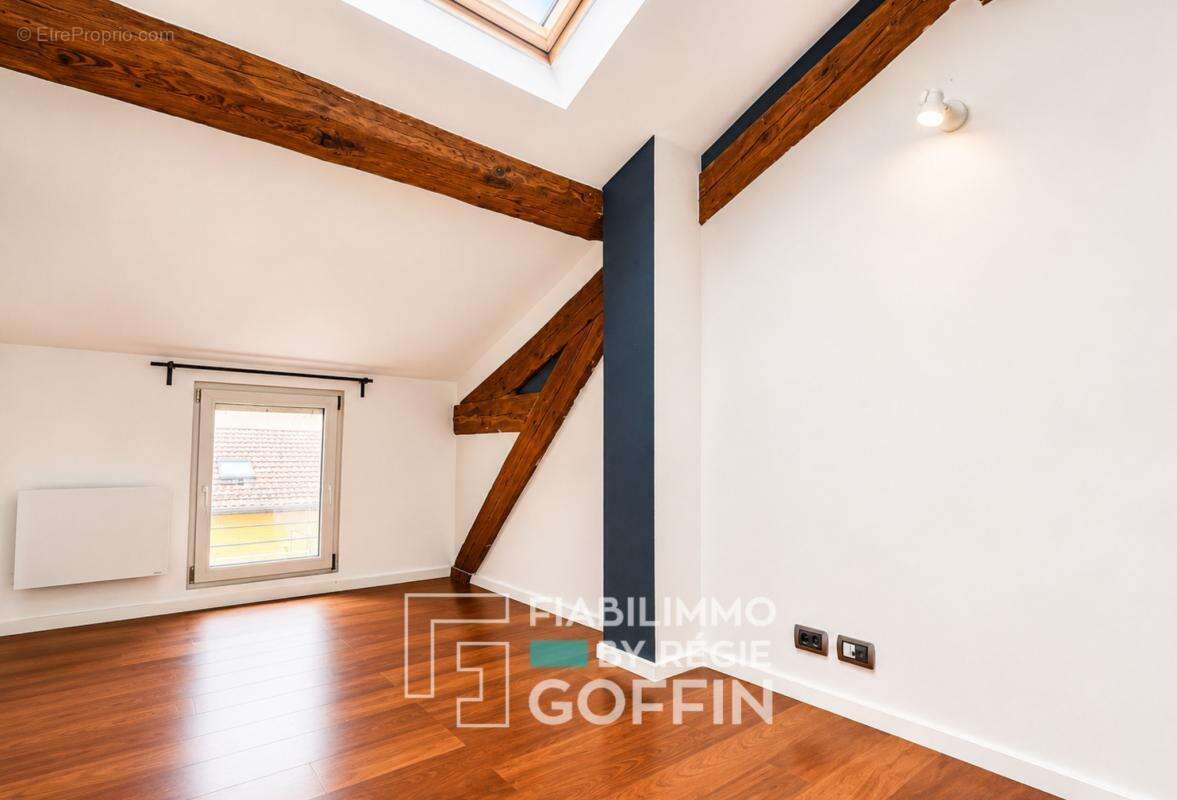 Appartement T3 - dernier étage - climatisation - photo 7