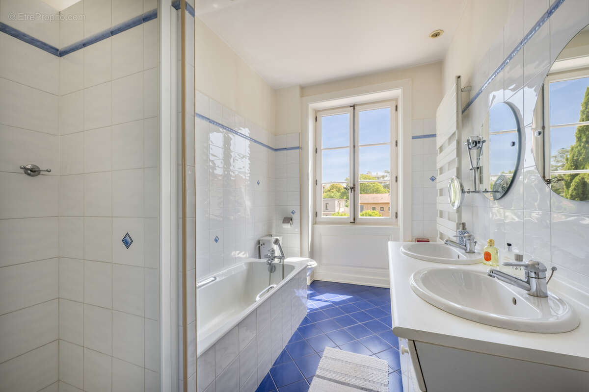 Maison à LYON-5E