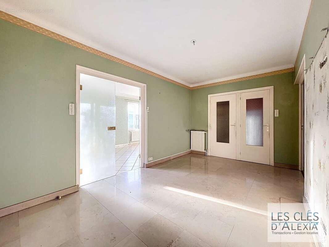 Maison à CHASSE-SUR-RHONE