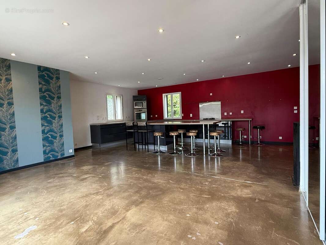 Photo 7 - Maison à MARCILLY-LE-CHATEL