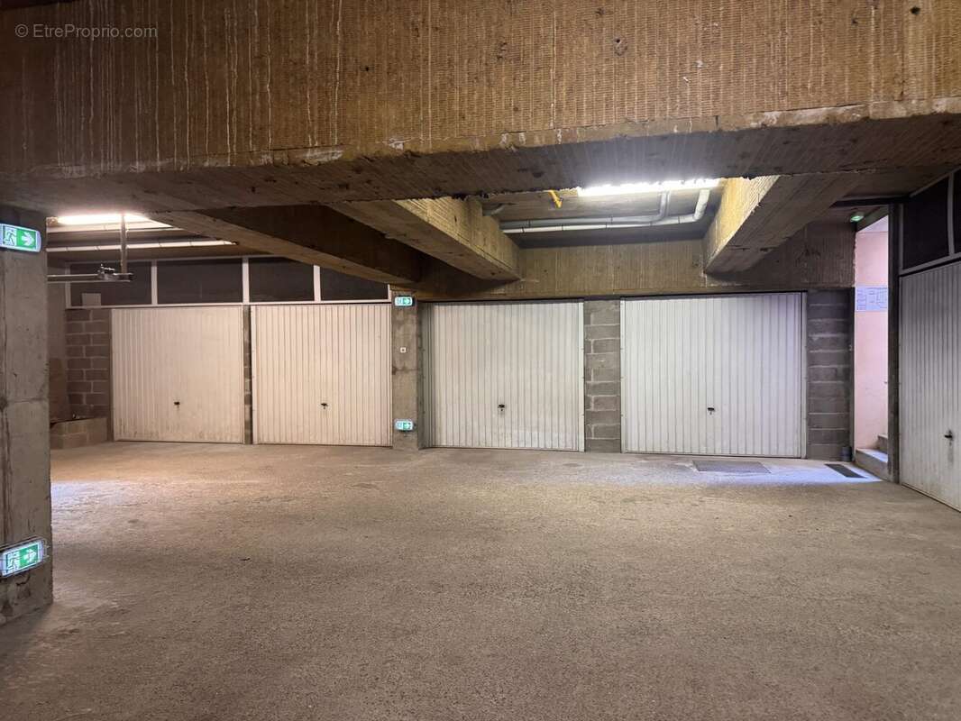 Appartement 76 m² à Roanne  - photo 7