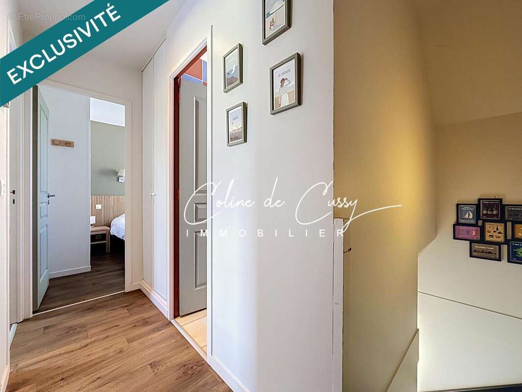 Maison 61 m² à Port-En-Bessin-Huppain  - photo 9