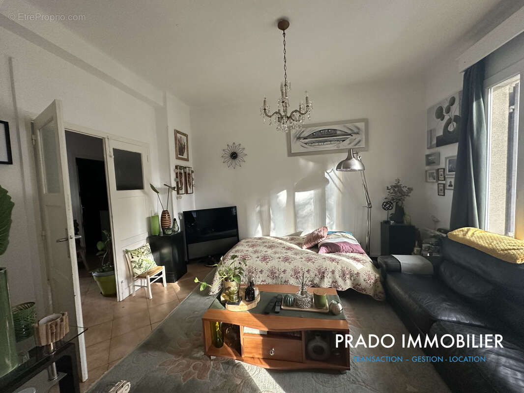 Appartement à MARSEILLE-7E
