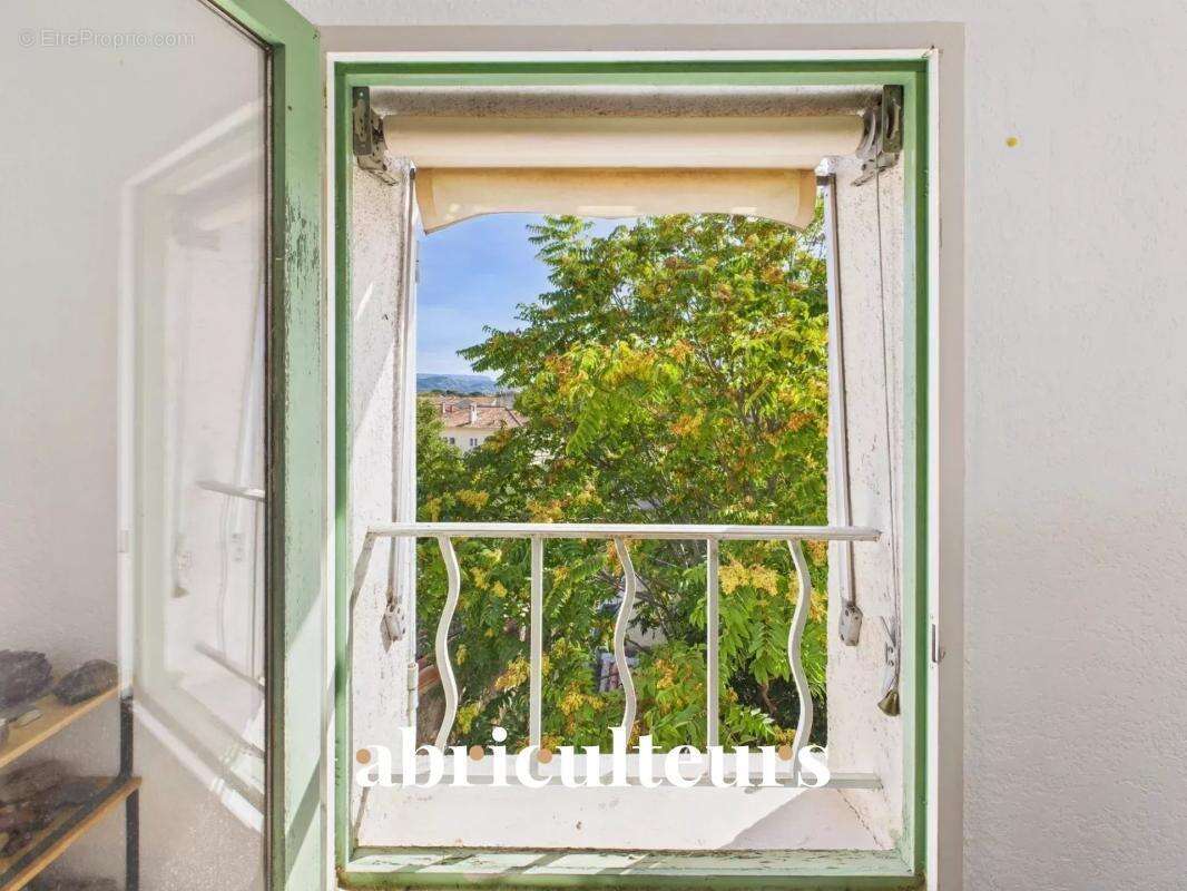 Appartement à PERTUIS