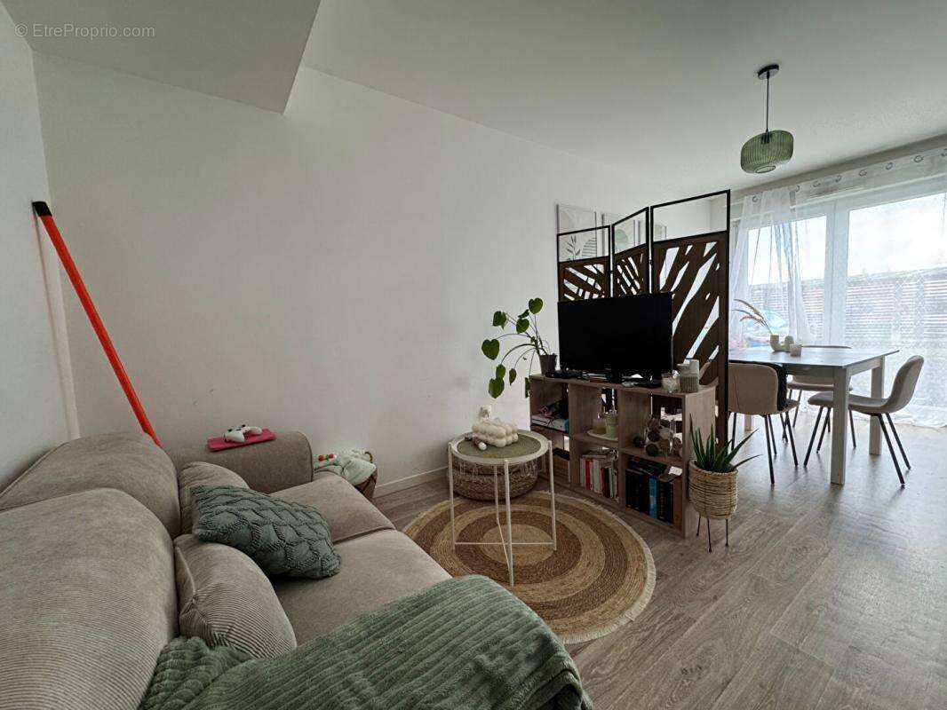 Appartement à SAINT-SEBASTIEN-SUR-LOIRE
