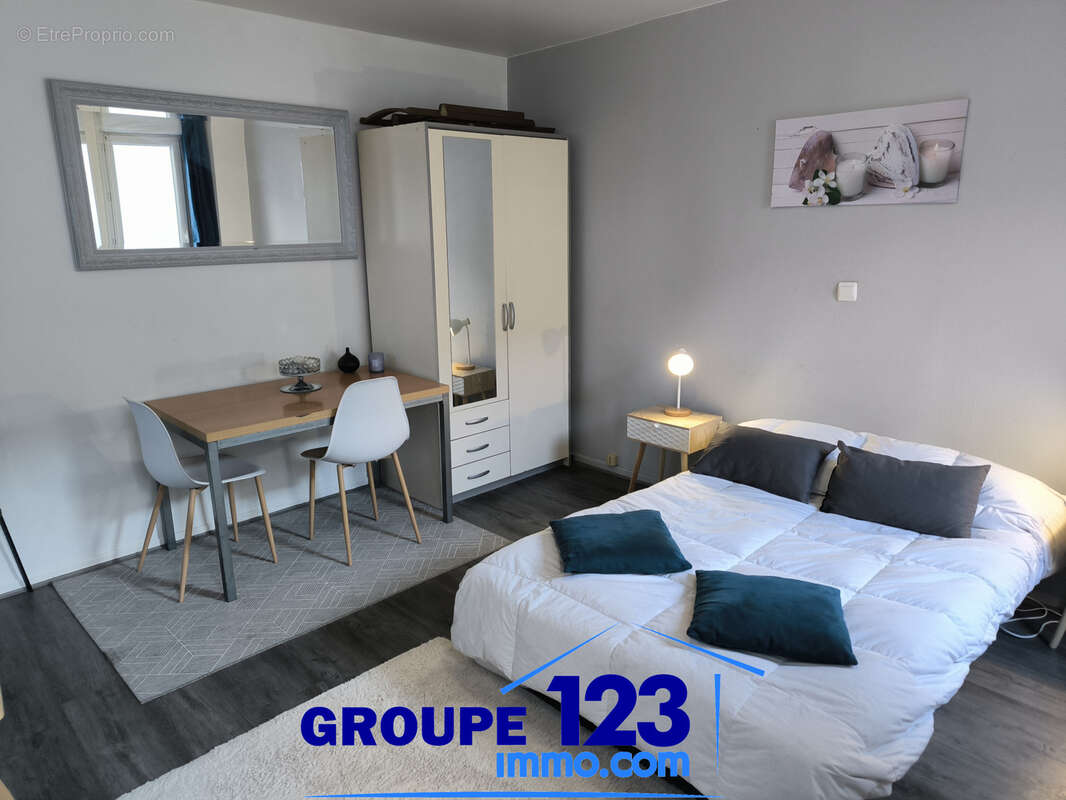 Appartement à MIGENNES