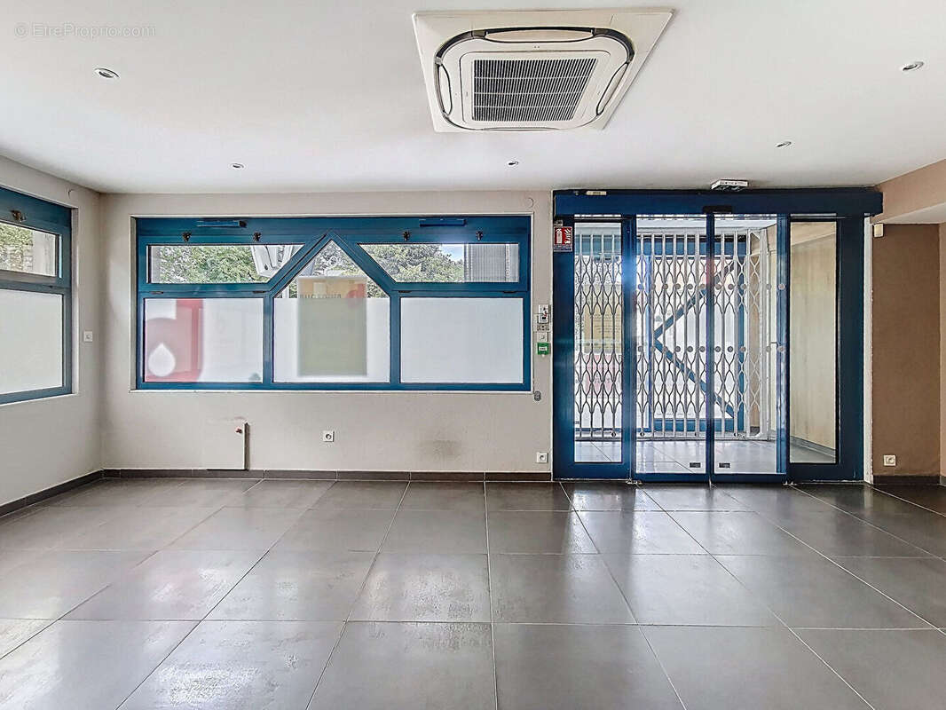 Exclusivite : thonon - local commercial / bureau - 261m² - photo 5