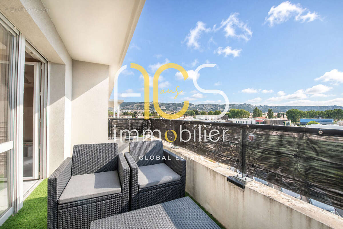 Appartement à CHATEAUNEUF-LES-MARTIGUES
