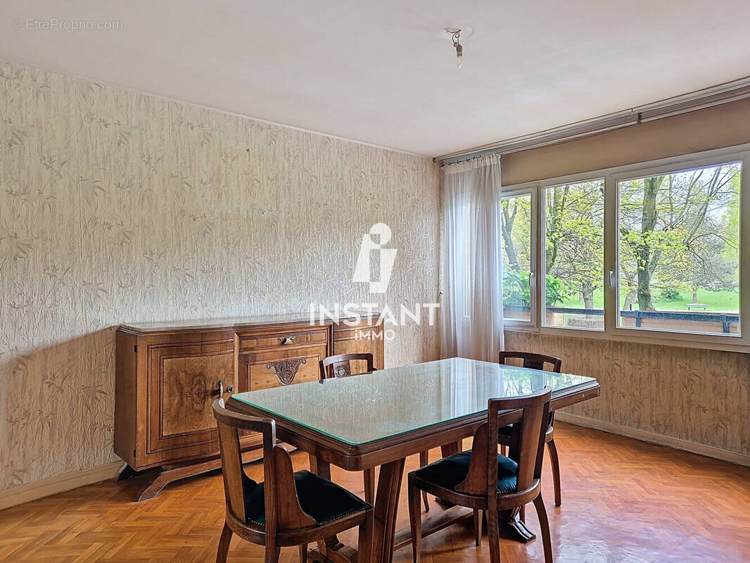 Appartement à MAISONS-ALFORT