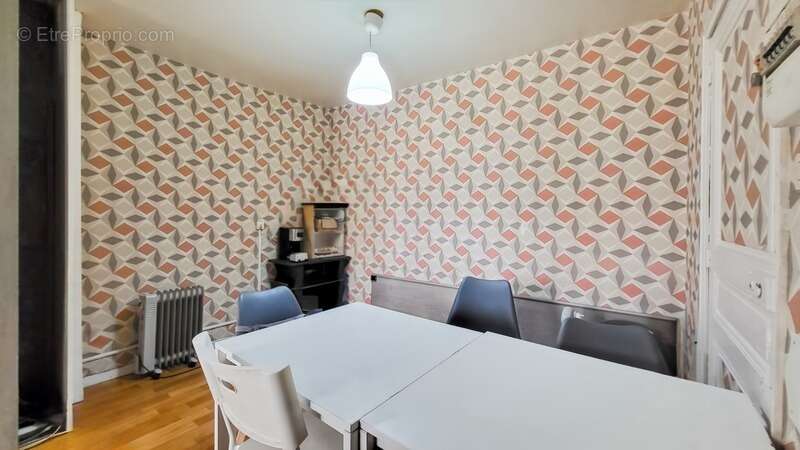 Maison à MONTREJEAU