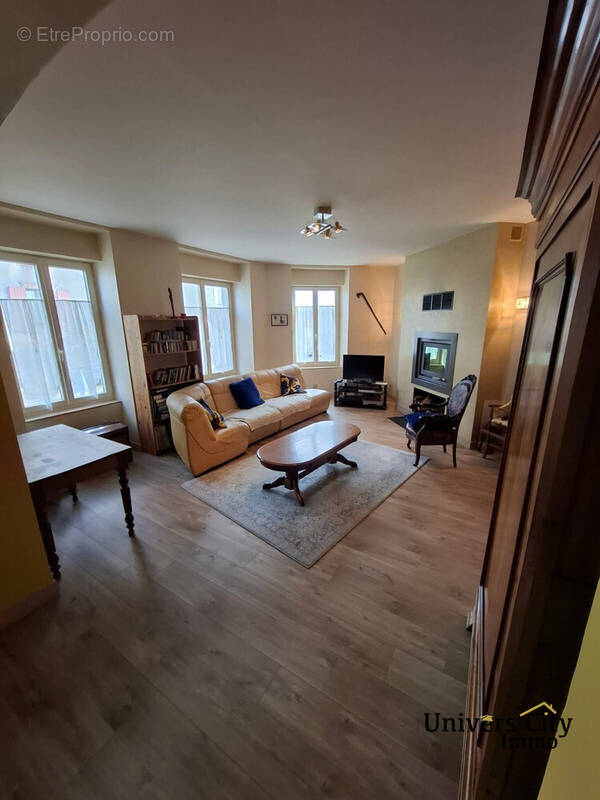 Maison à ROCHESERVIERE