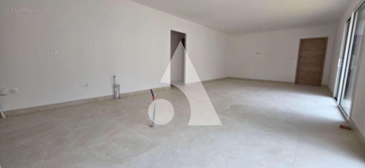 Maison à LA TREMBLADE