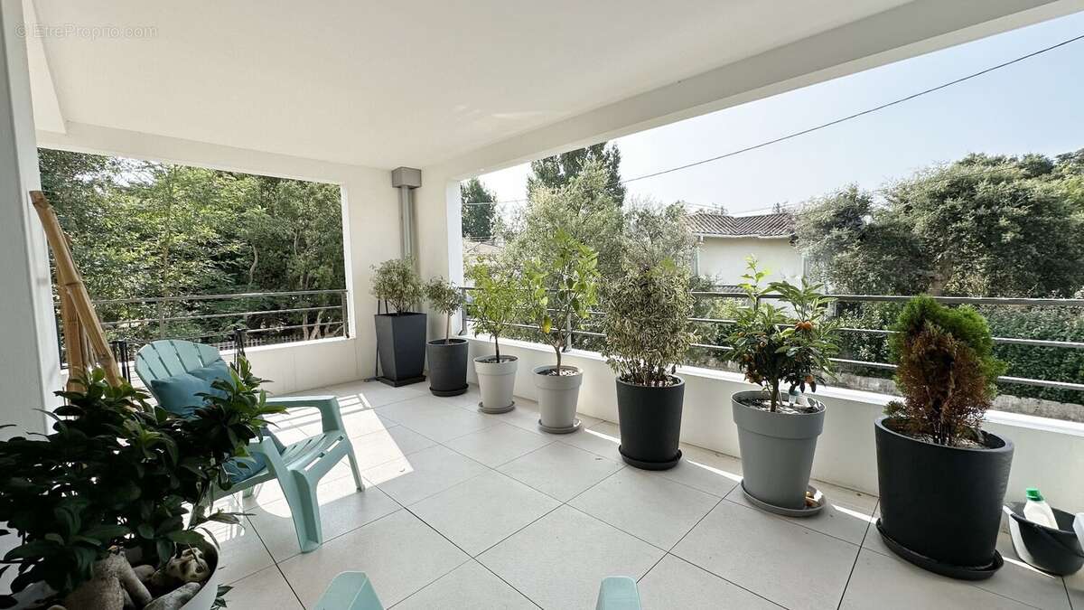 Appartement terrasse de type t4 de 92.25 m2 + 2 terrasses + 2 garages - photo 21