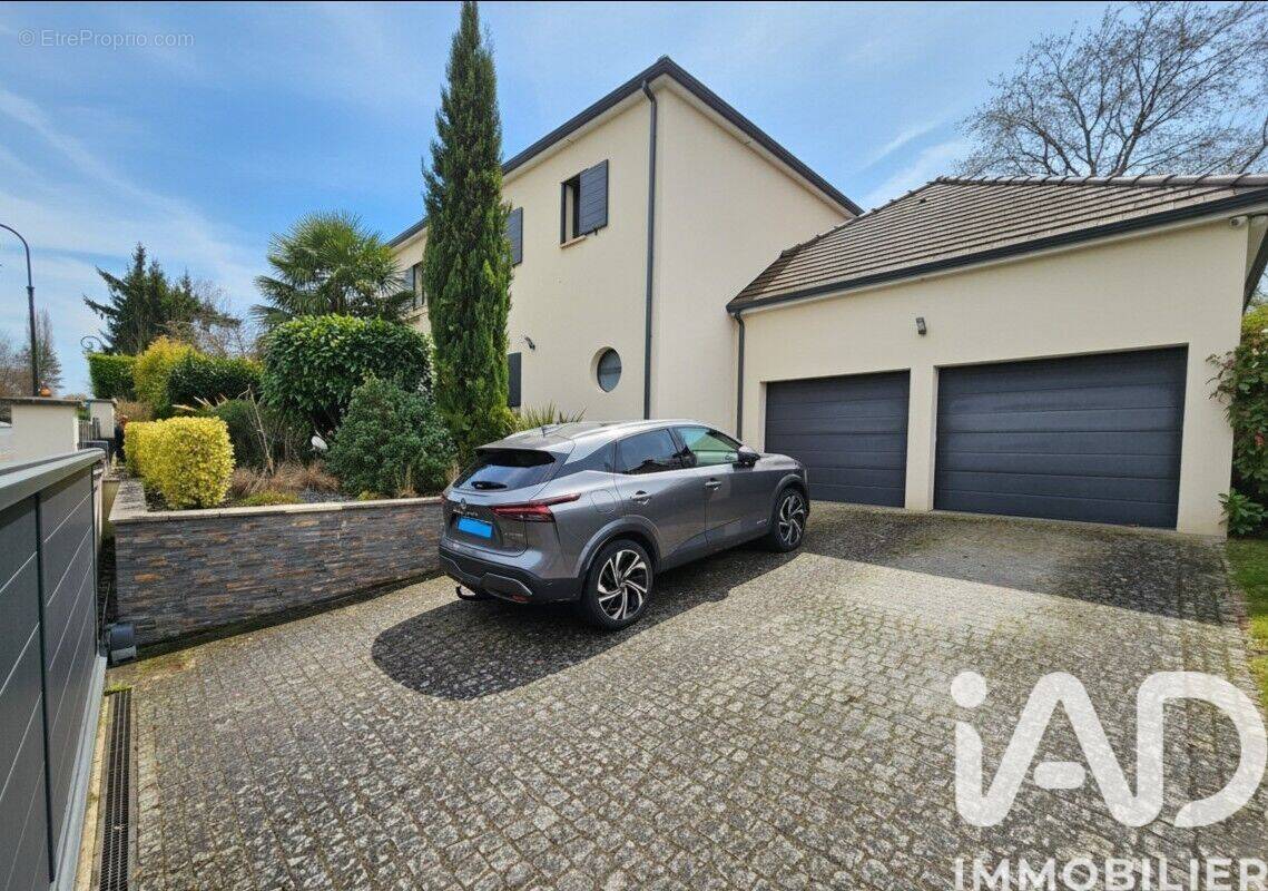 Photo 1 - Maison à MAGNY-LE-HONGRE