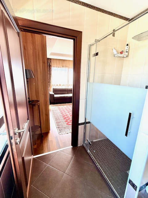 Appartement à SAINT-GENIS-POUILLY