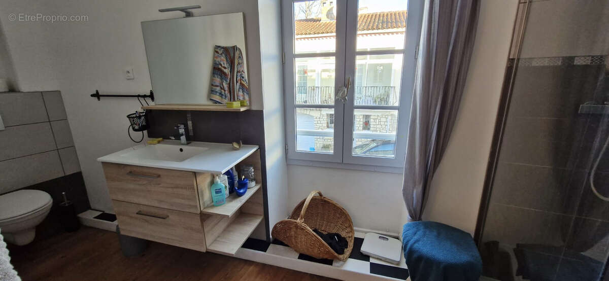 Maison à MORTAGNE-SUR-GIRONDE