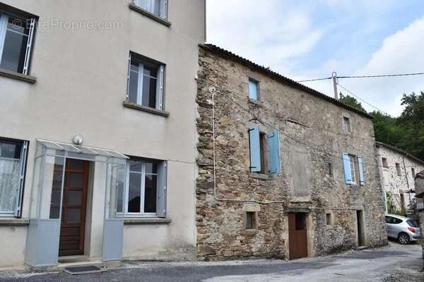Maison à SAINT-PONS-DE-THOMIERES