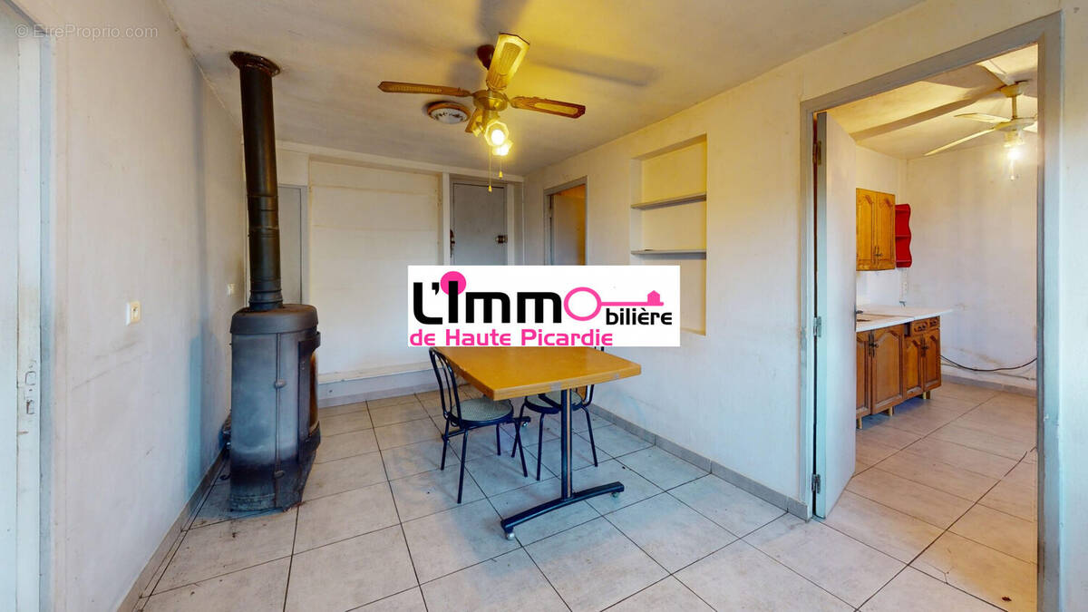 2 Salle à manger - Maison à BAYONVILLERS