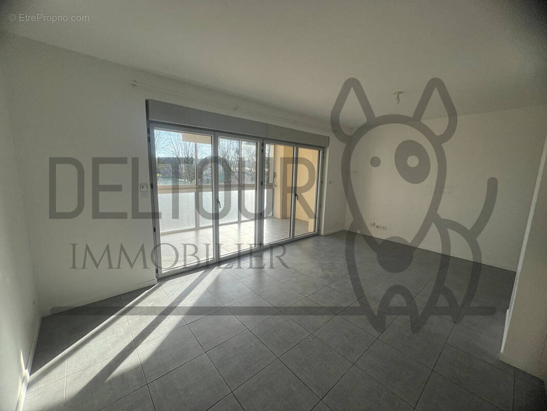 Appartement à COULOMMIERS