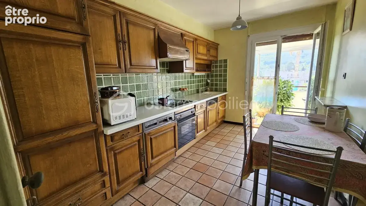 Appartement T3 75 m² + cave et garage - photo 6