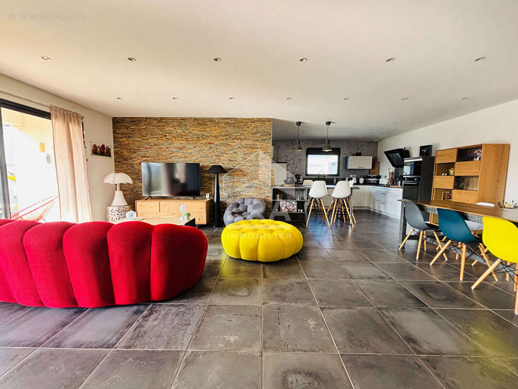 Maison à PORT-DE-BOUC