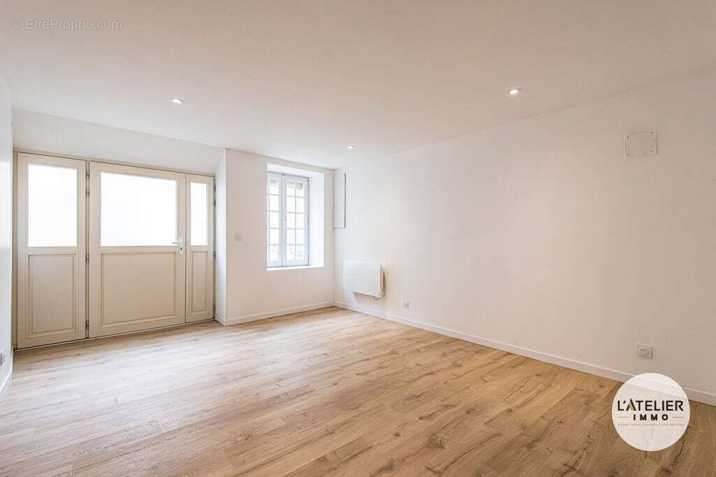 Maison à AVENAY-VAL-D'OR