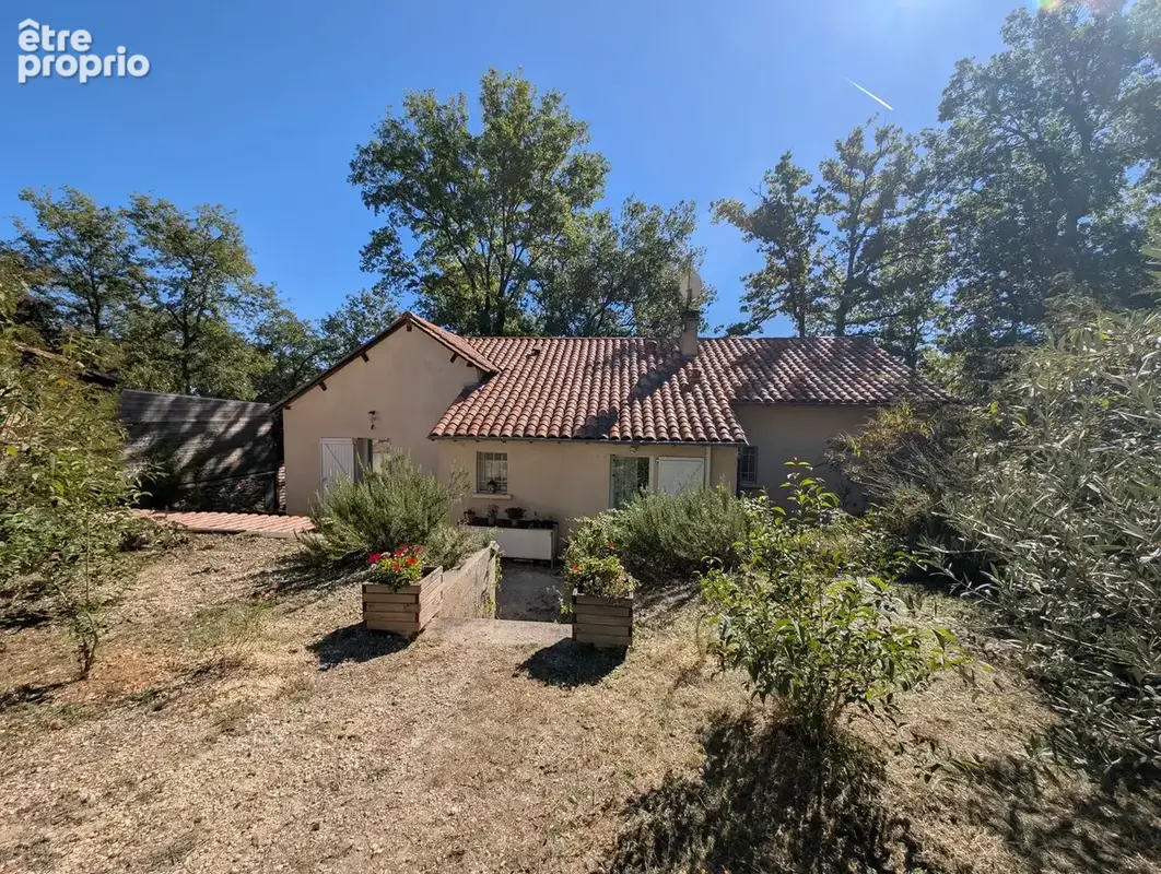 Maison à NADAILLAC