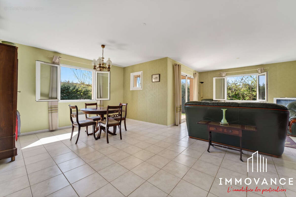 Maison à VENDARGUES