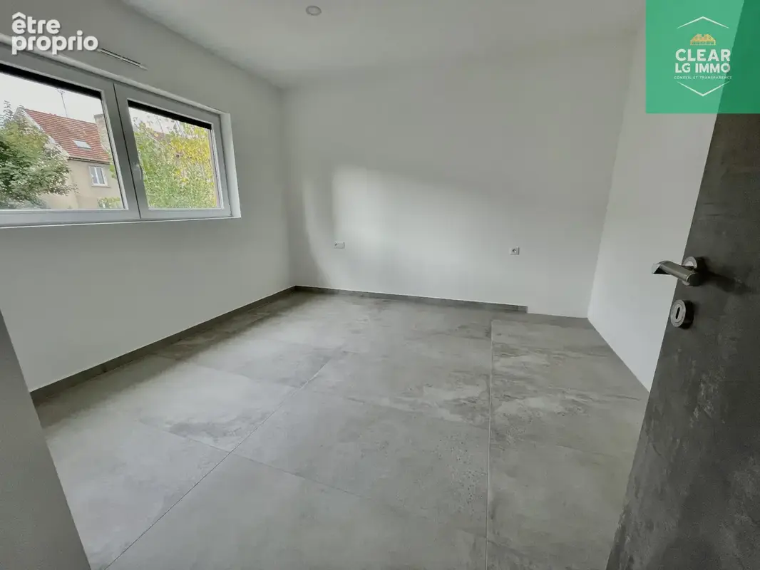 maison récente toit plat - photo 7