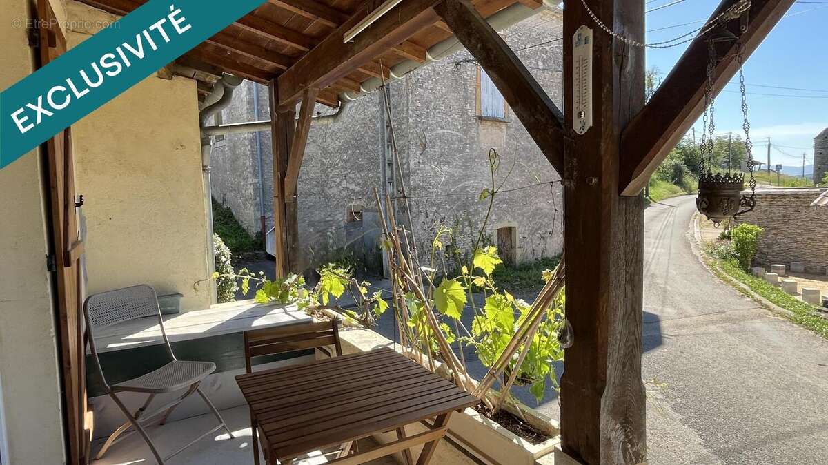 Maison 100 m² à Cortevaix  - photo 8