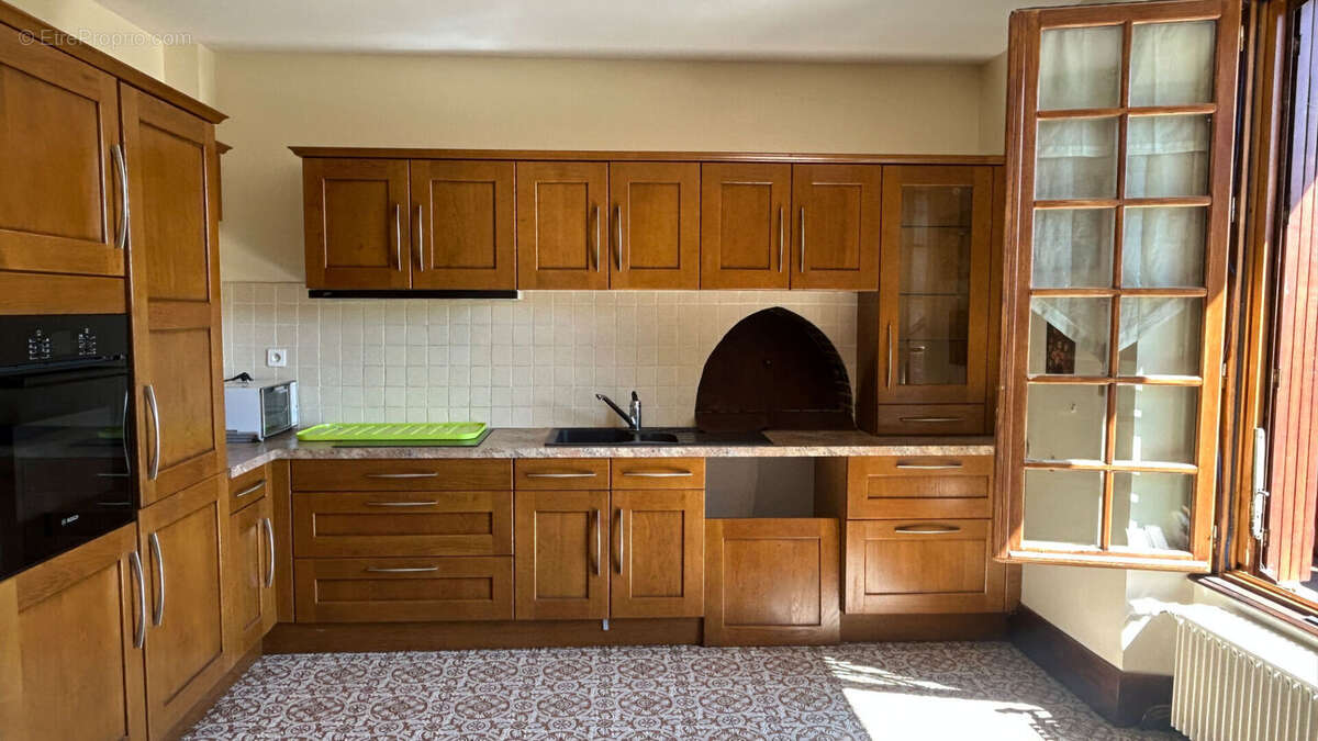 Spécial investisseur ou grande maison familiale : potentiel xxl à laissac - photo 8