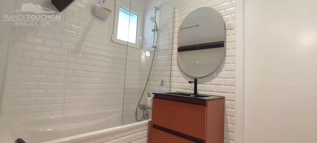 Maison à FERRIERES-EN-GATINAIS