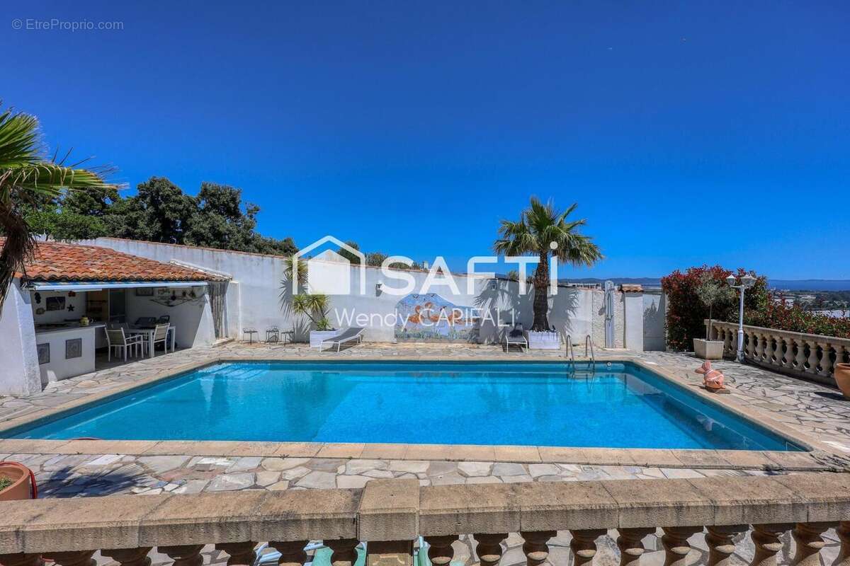 Maison 228 m² à Hyeres  - photo 9