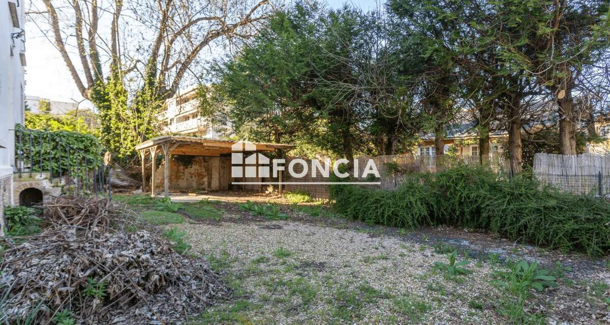 Maison à BOURG-LA-REINE